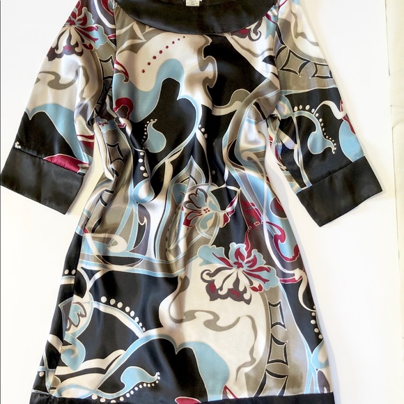 Studio Y Dresses & Skirts - Studio Y Satin Shimmery Patterned Dress